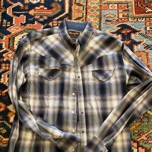 Wrangler button up